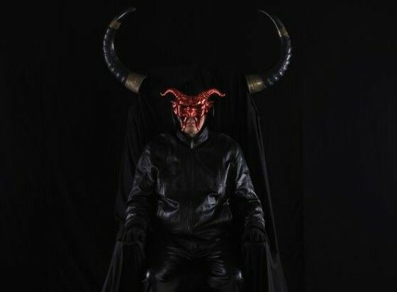 地獄の果てのレクイエム:人妻ミニスカ仮面ライダー11号、死線を超えて